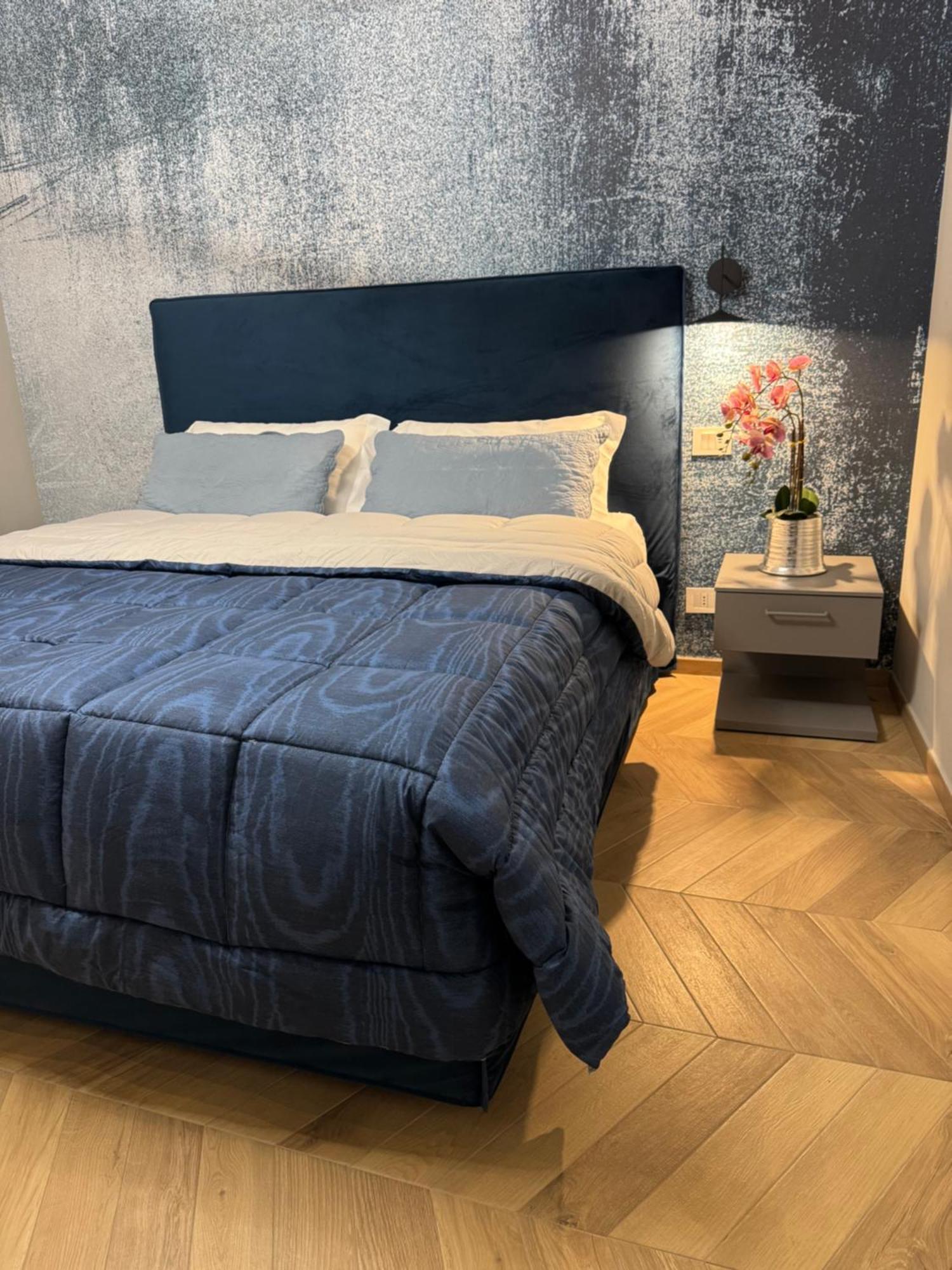 Sky Luxury Rooms Nettuno Exterior photo